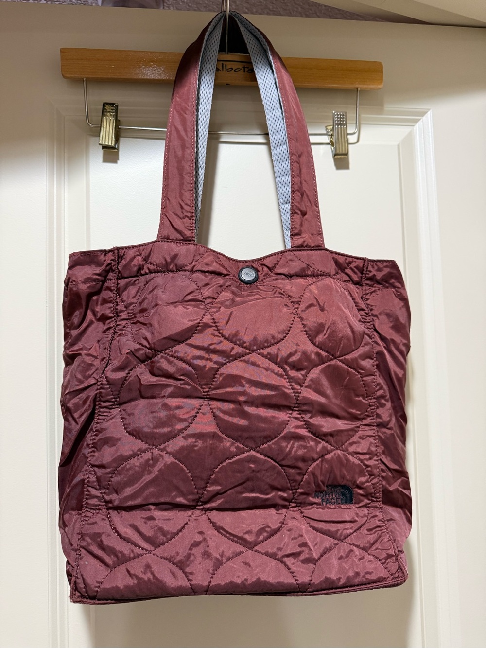 The North Face Quilted Tote Bag - Burgundy